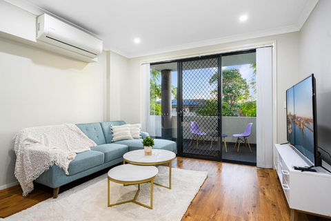 Parramatta New 2Bedroom Apt Close To TrainShoping - Holiday Adelaide 0