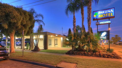 Paruna Motel - Holiday Adelaide 0