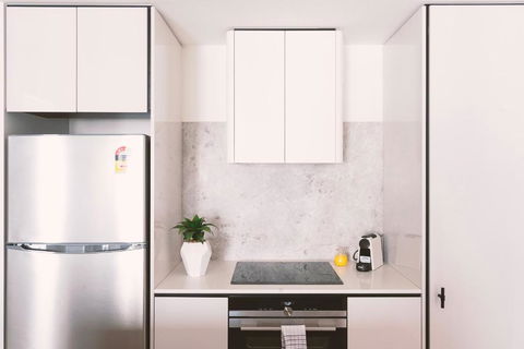 Patio Mt View 1BR Apt In CBD Near ANU And Museum With Free Parking And WiFi - Holiday Adelaide 2