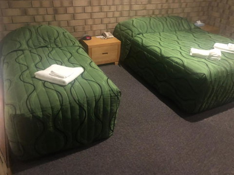 Pavlos Motel - Holiday Adelaide 2