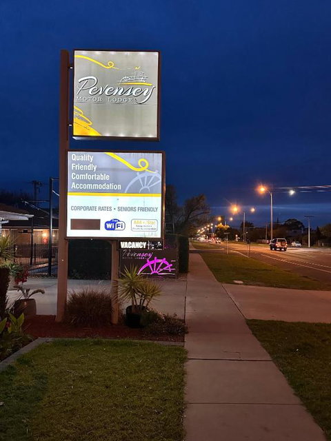 Pevensey Motor Lodge - Holiday Adelaide 0