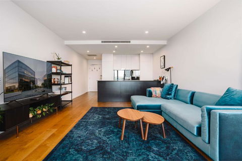 Perfect Located 1-Bed With Great Views & Parking - Holiday Adelaide 2