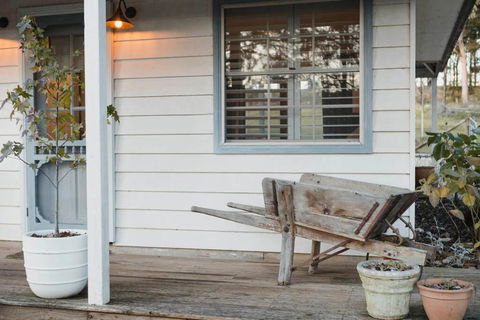 Peony Farm Green Cottage - Holiday Adelaide 2