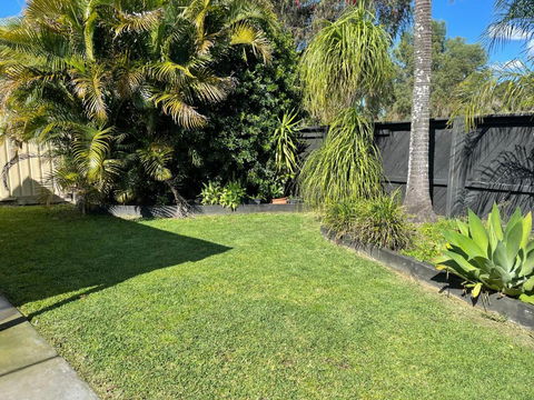 Pets Welcome Central And Convenient - Holiday Adelaide 0