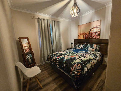 Phoenix House - Holiday Adelaide 0