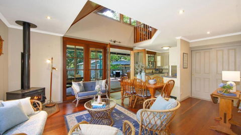 Pine Lodge Pearl Beach - Holiday Adelaide 1