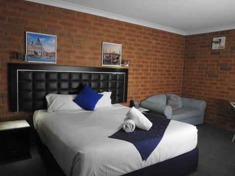 Pooraka Motor Inn - Holiday Adelaide 3