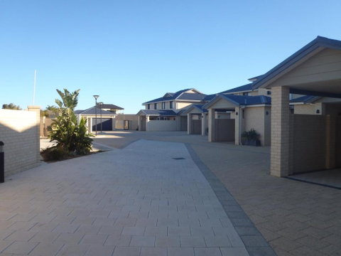 Port Denison Beach Resort - Holiday Adelaide 3
