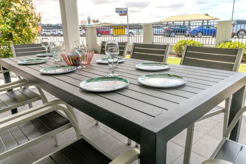 Port Vincent Seaside Apartments - Apartment 2 - Holiday Adelaide 0