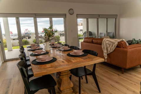 Port Vincent Seaside Apartments - Apartment 2 - Holiday Adelaide 1