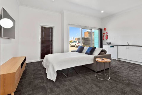 Port Lincoln Shark Apartment 4 - Holiday Adelaide 3