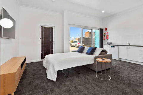 Port Lincoln Shark Apartment 5 - Holiday Adelaide 3
