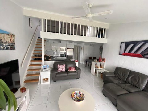 Port Lincoln Marina Waterfront Apartment - Holiday Adelaide 0