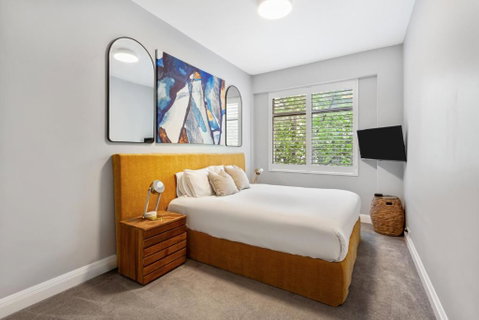 Potts Point L 2 Bedroom Stylish Retreat - Holiday Adelaide 1