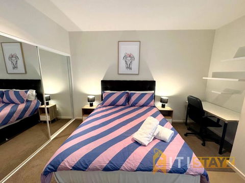 Pretty Penthouse - Close To ANU - Holiday Adelaide 3