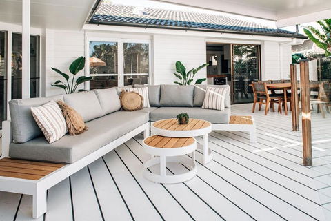 Prime Location With Pool - Walk To Coolum Beach - Holiday Adelaide 2