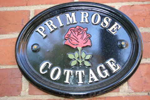 Primrose Cottage - Holiday Adelaide 0