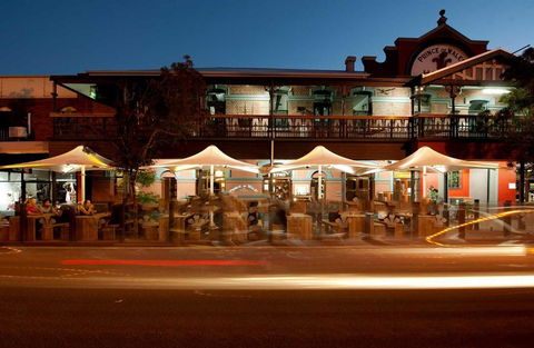 Prince Of Wales Hotel, Bunbury - Holiday Adelaide 0