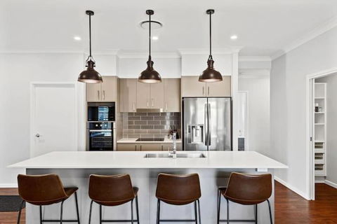 Private Mudjimba Beach Abode - Holiday Adelaide 3