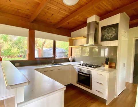 Prom Coast Oasis - Sandy Point - Holiday Adelaide 1
