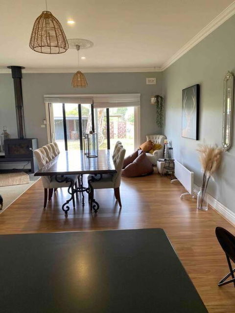 Prouts Lodge - Holiday Adelaide 0