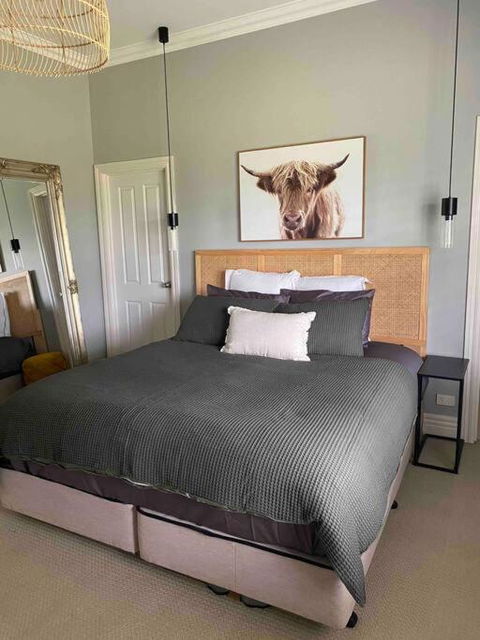 Prouts Lodge - Holiday Adelaide 1