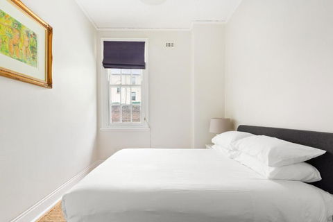 Quaint 3-Bed Heritage Home In The Heart Of Sydney - Holiday Adelaide 2