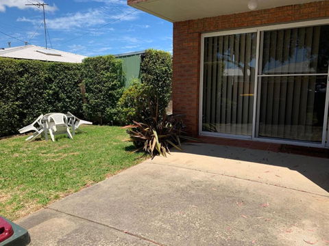 Quaint Hideaway - Holiday Adelaide 0