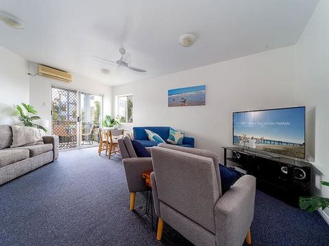 Quality Esplanade Apartment - Holiday Adelaide 1