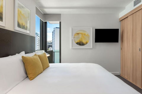 Quattro Apartments - Holiday Adelaide 1
