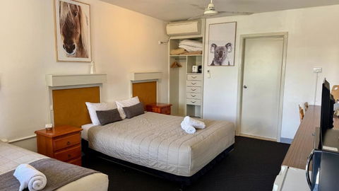 Quirindi Sunflower Motor Inn - Holiday Adelaide 1