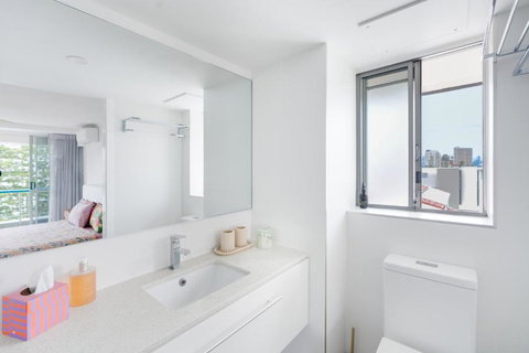 Rainbow Bay - 2BR Haven - Holiday Adelaide 2