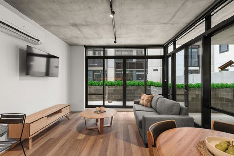 Rambla At Solarino House - Holiday Adelaide 3