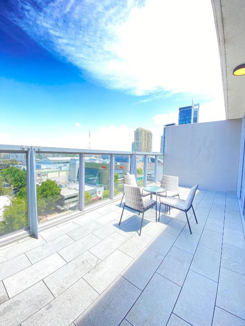 Premium Apartments Chatswood - Holiday Adelaide 3