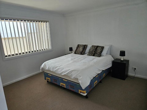 Quintet 1 155 - Holiday Adelaide 3