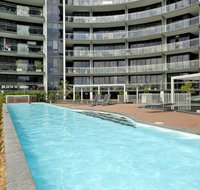 Astra Apartments Canberra - Manhattan - Holiday Adelaide