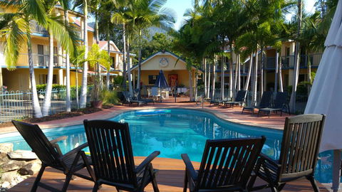 At Beach Court Holiday Villas - Holiday Adelaide 0