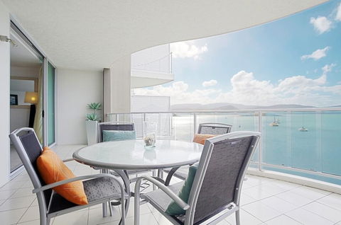 At Marina Shores - Holiday Adelaide 0