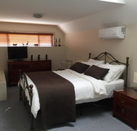 Atina Rocks Country Homestead - Holiday Adelaide