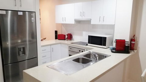 Attenborough Apartments - Holiday Adelaide 0