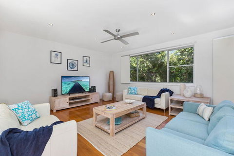 Augusta House - Holiday Adelaide 1