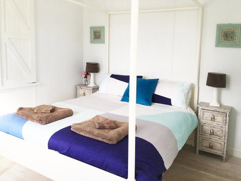 Aurora Beachfront Cottage - Holiday Adelaide 1