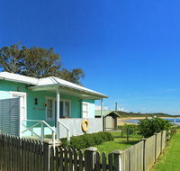 Aurora Beachfront Cottage - Holiday Adelaide