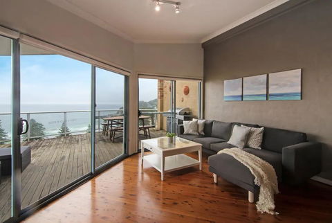 Avoca Heights House /// 4 BDR 2.5 BTH // Direct Ocean Views - Holiday Adelaide 0