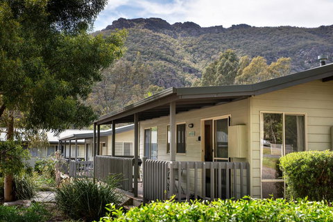 Awonga Cottages - Holiday Adelaide 0