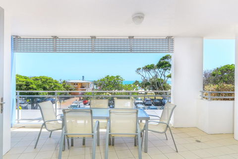 Azura Ocean View Holiday Apartment - Holiday Adelaide 2