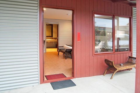 Bairnsdale Motel - Holiday Adelaide 3