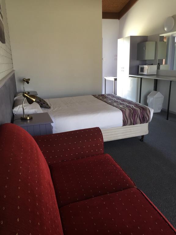 Tocumwal NSW Holiday Adelaide