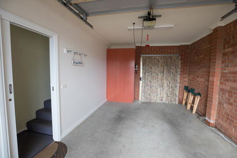 Banyan Place - Holiday Adelaide 3