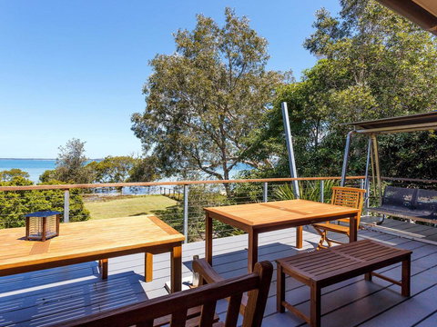 Barefoot Beach House - Holiday Adelaide 0